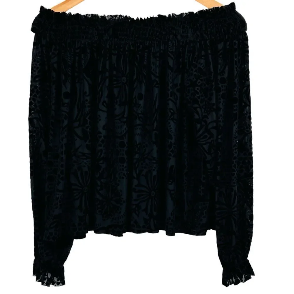 Free People A Little Twist Black Velvet Off Shoulder Top size small